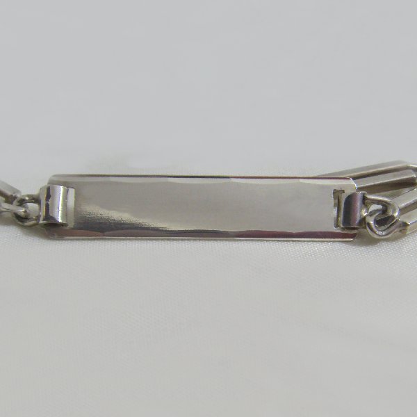 (b1271)Silver bracelet identification type.